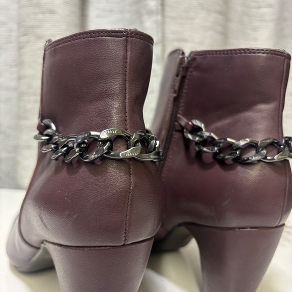 NEW Easy spirt  “ Esparilynn” short leather womens booties, size 9 - Picture 10 of 10